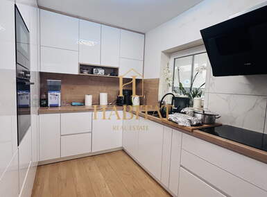 Kuca, Umag, prodaja, 650000 €, 320 m2