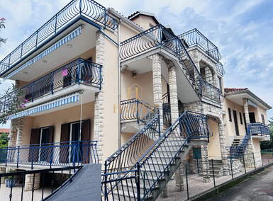 Kuca, Umag, prodaja, 1599000 €, 560 m2