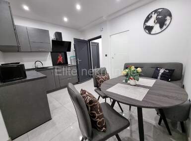 Dvosoban stan, Rijeka, Centar, prodaja, 320000 €, 67 m2
