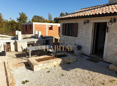 Kuca, Barban, prodaja, 365000 €, 360 m2