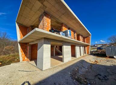 Kuca, Poreč, prodaja, 790000 €, 179 m2