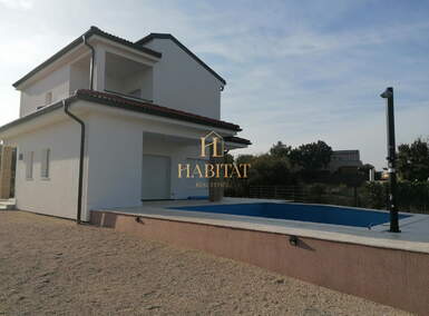 Kuca, Buje, prodaja, 430000 €, 140 m2