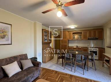 Trosoban stan, Labin, Rabac, prodaja, 225000 €, 72 m2