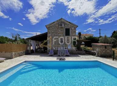Kuca, Dobrinj, prodaja, 525000 €, 104 m2