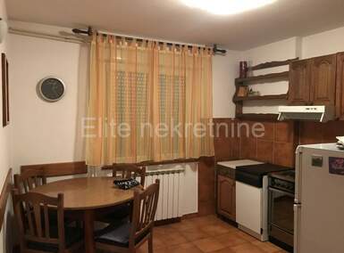 Trosoban stan, Rijeka, Sjever, najam, 700 €, 71 m2