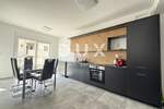 Trosoban stan, Novi Vinodolski, Smokvica Krmpotska, prodaja, 330000 €, 78 m2