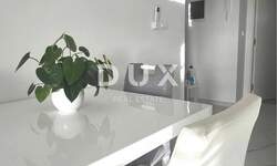 Dvosoban stan, Pula, Centar, prodaja, 177000 €, 50 m2