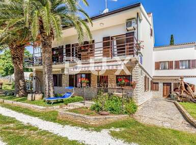 Dvosoban stan, Medulin, Premantura, prodaja, 260000 €, 100 m2