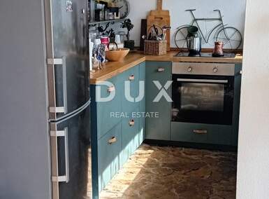 Trosoban stan, Crikvenica, prodaja, 285000 €, 65 m2