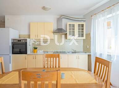 Dvosoban stan, Rovinj, prodaja, 255000 €, 59 m2