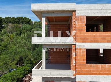 Trosoban stan, Rab, Banjol, prodaja, 450000 €, 90 m2