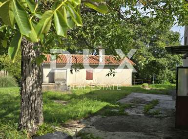Kuca, Labin, prodaja, 330000 €, 250 m2