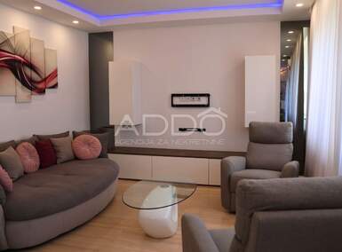 Trosoban stan, Osijek, Gornji grad / Centar, prodaja, 295000 €, 143 m2