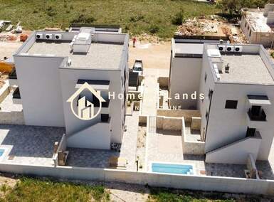 Trosoban stan, Povljana, prodaja, 3100 €, 68 m2