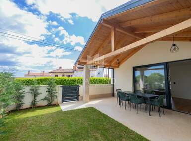 Kuca, Rovinj, prodaja, 498000 €, 78 m2