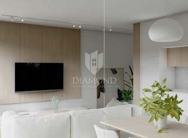 Trosoban stan, Rovinj, prodaja, 226432 €, 74 m2