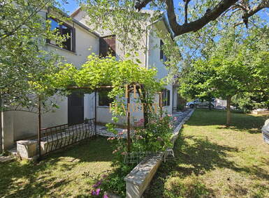Kuca, Poreč, prodaja, 420000 €, 355 m2